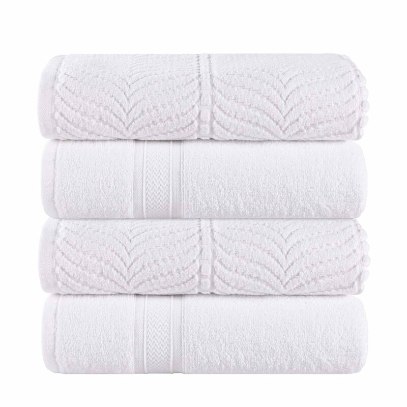 Plush Zero Twist Cotton Bath Towels Set of 4 for Bathroom Use image number 0