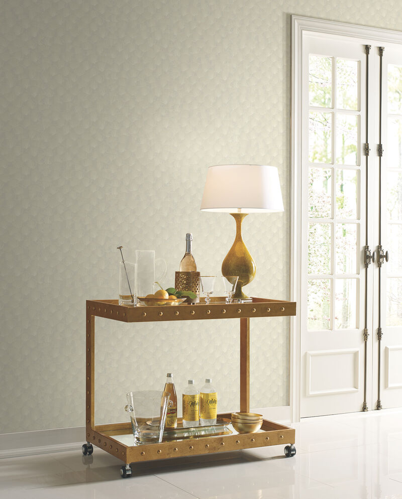 Luminous Ginkgo White & Cream Wallpaper image number 1