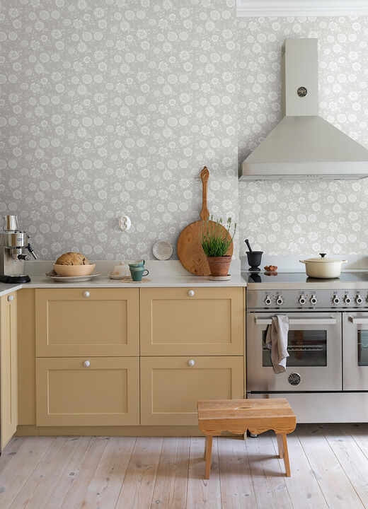 Lizette Grey Charming Floral Wallpaper