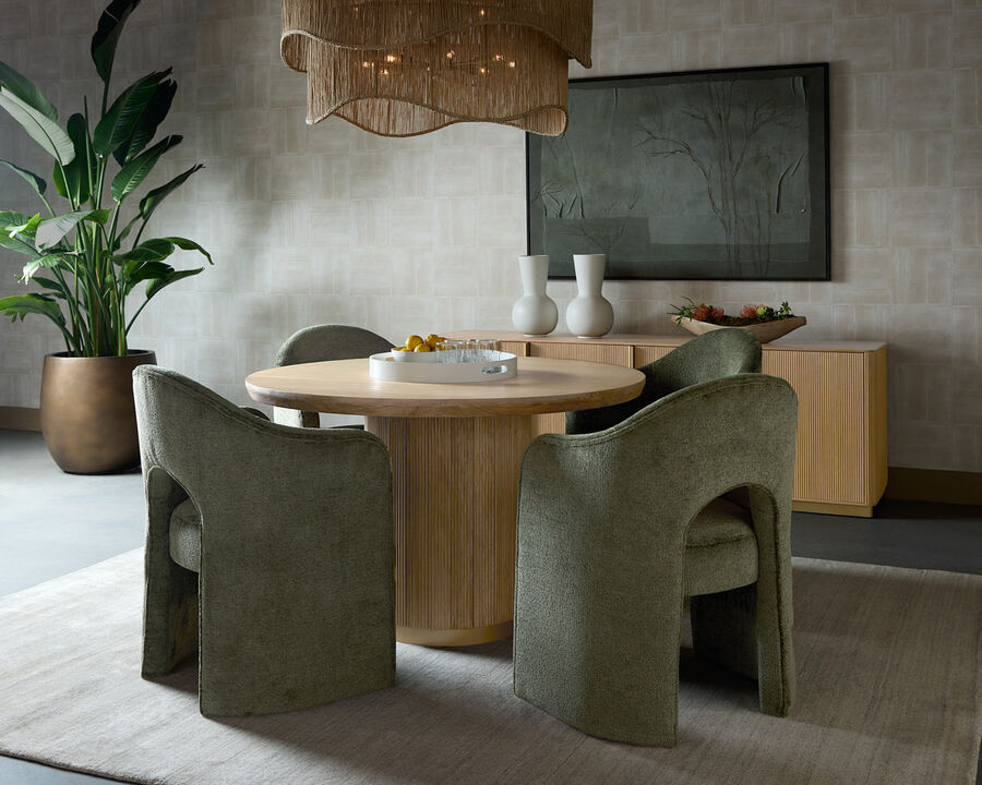 Averly Round Dining Table
