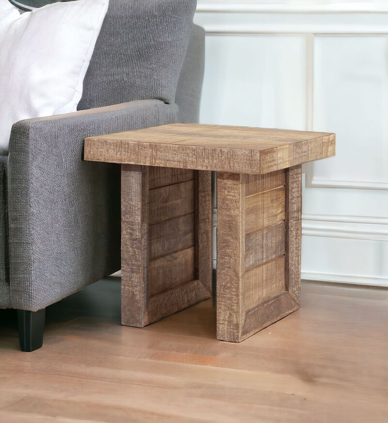 Rustic Square End Table in Solid Wood &ndash; Sturdy and Stylish