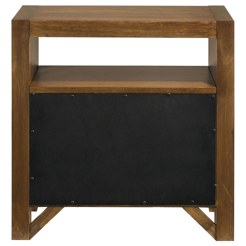 Tusmuk Queen 3-Piece Bedroom Set image number 7
