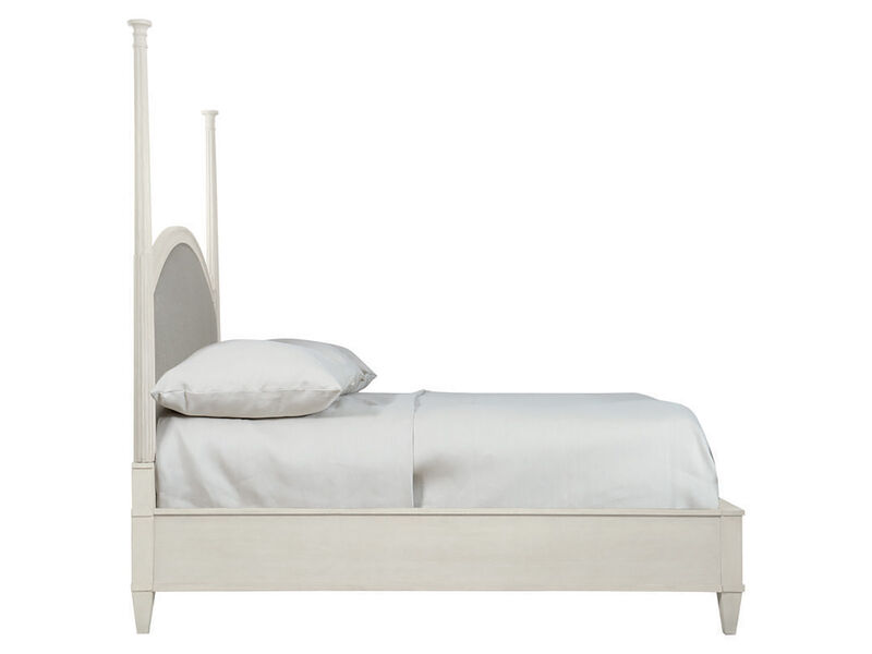 Allure Poster Bed