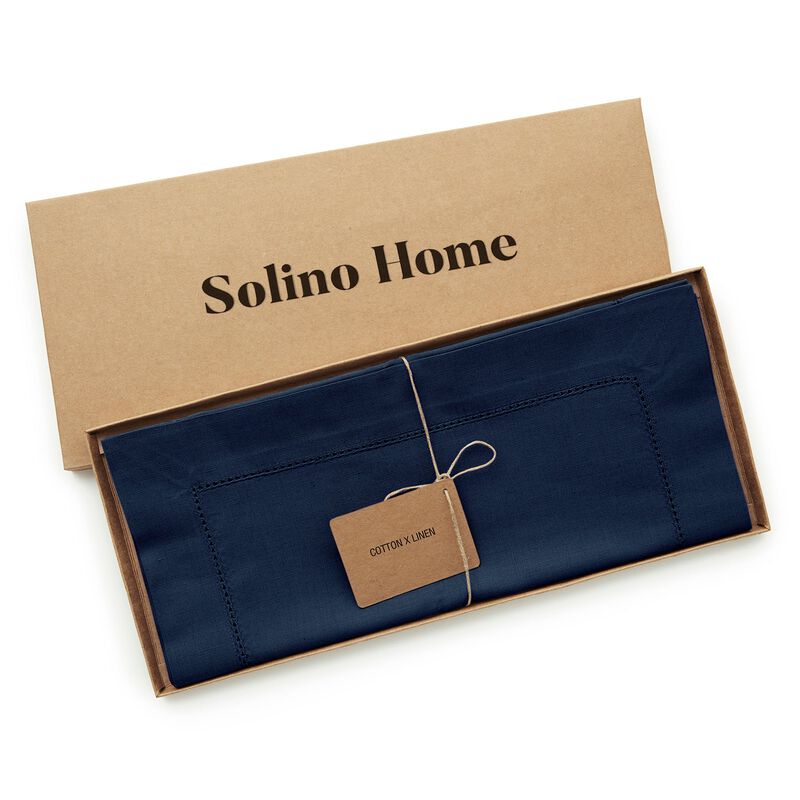 Solino Home Cotton Linen Hemstitch Table Runner &ndash; Handcrafted, Machine Washable, Perfect for Holiday and Everyday Dining