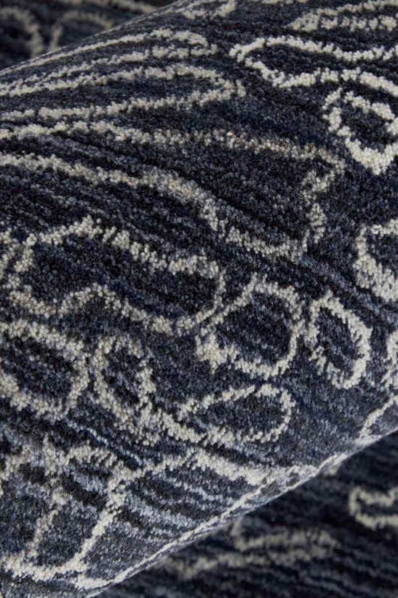 Whitton 8891F Navy/Ivory 9' x 12' Rug image number 5