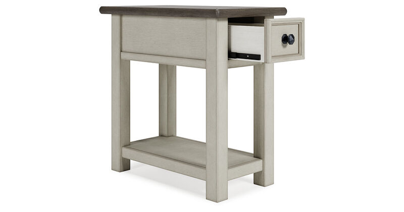 Bolanburg Chairside End Table image number 2