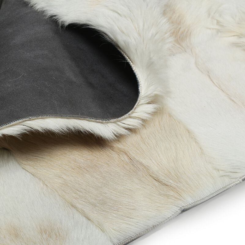 White Beige Patchwork Plush Rug - Soft Handmade Shaggy Carpet image number 3