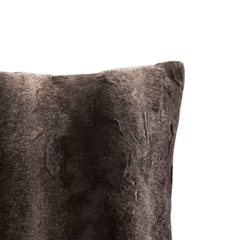 Gracie Mills Shawn Faux Brushed long Fur Square Pillow