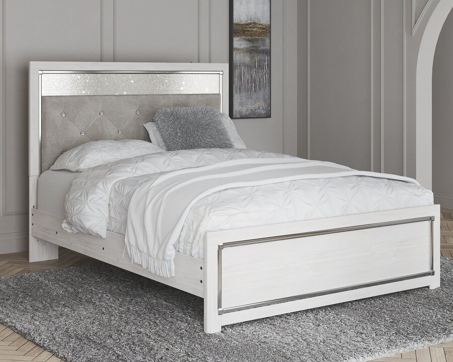 Altyra Queen Panel Bed