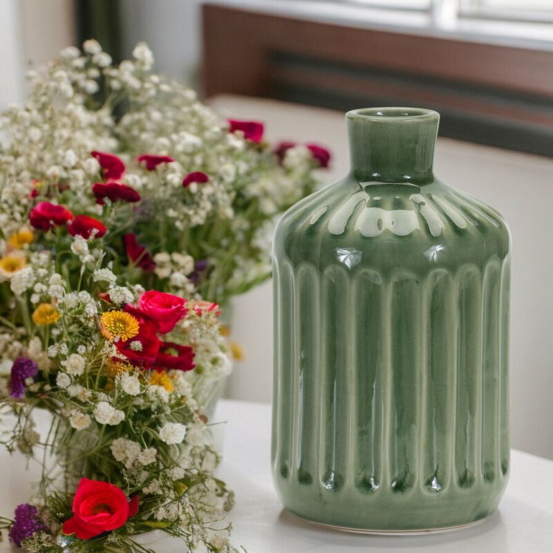 Decorative Ceramic Vase for Home, Office, or Gift &ndash; Elegant and Stylish Design