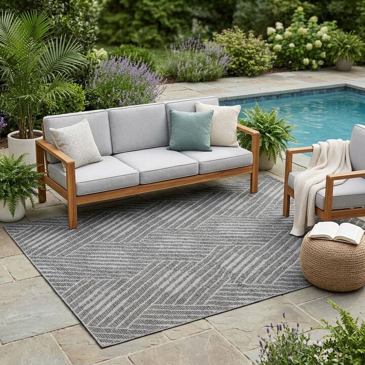 HomeRoots Geometric Stain Resistant Indoor Outdoor Area Rug