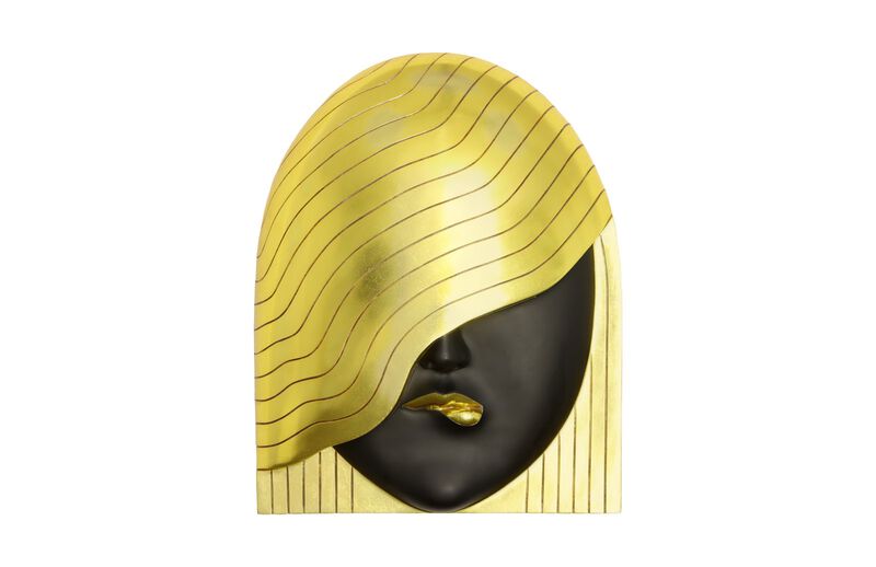 Fashion Face Right Wave Wall Art