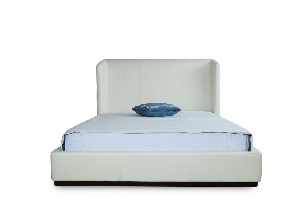 Lenyx Cream Queen Bed