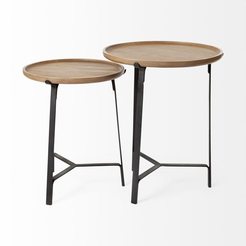 Minimal Round Solid Wood Table &ndash; Simple and Sophisticated