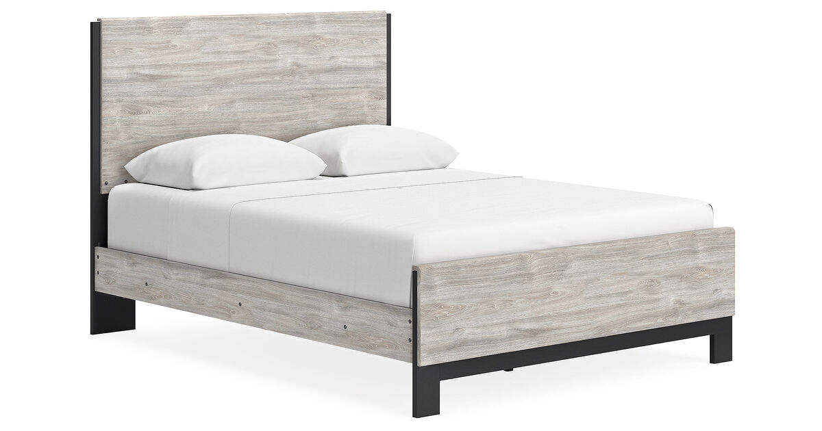 Vessalli Queen Panel Bed