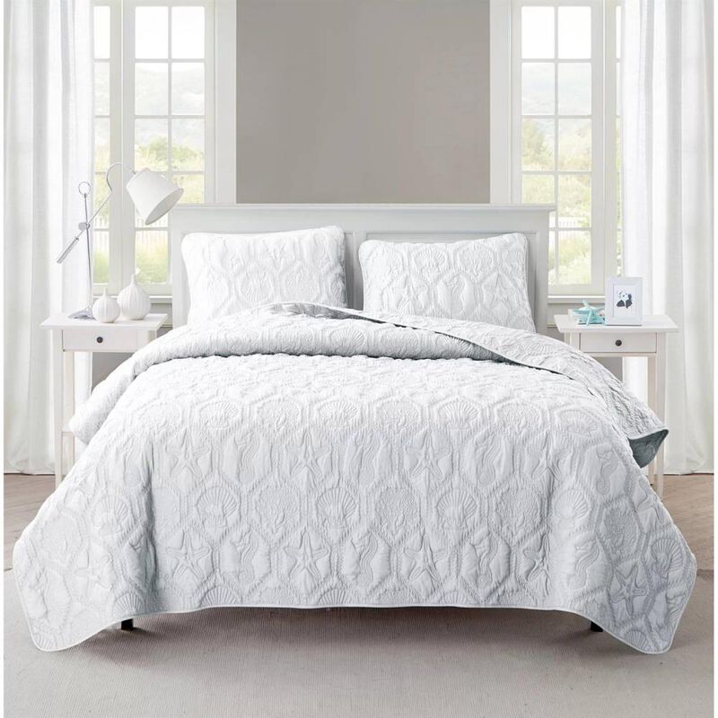 Hivvago Coastal Beach Seashells Starfish Sea Horse White Quilt Set