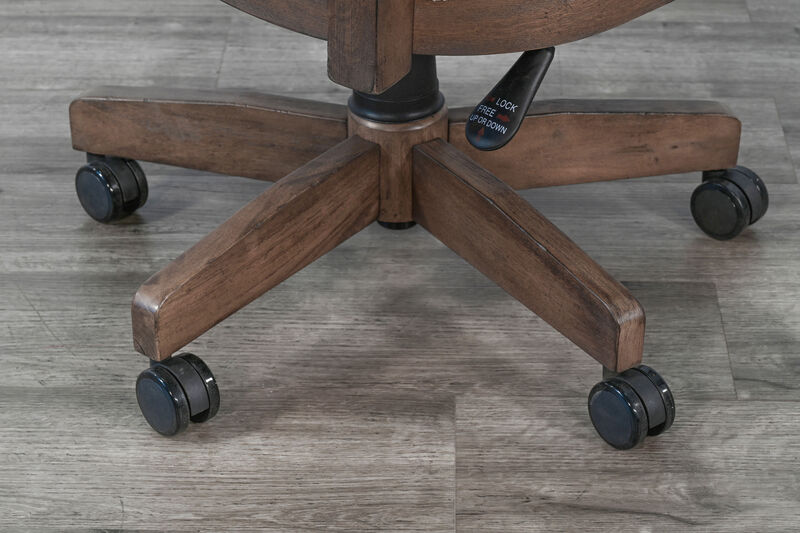 Sunny Designs Game Chair with Casters