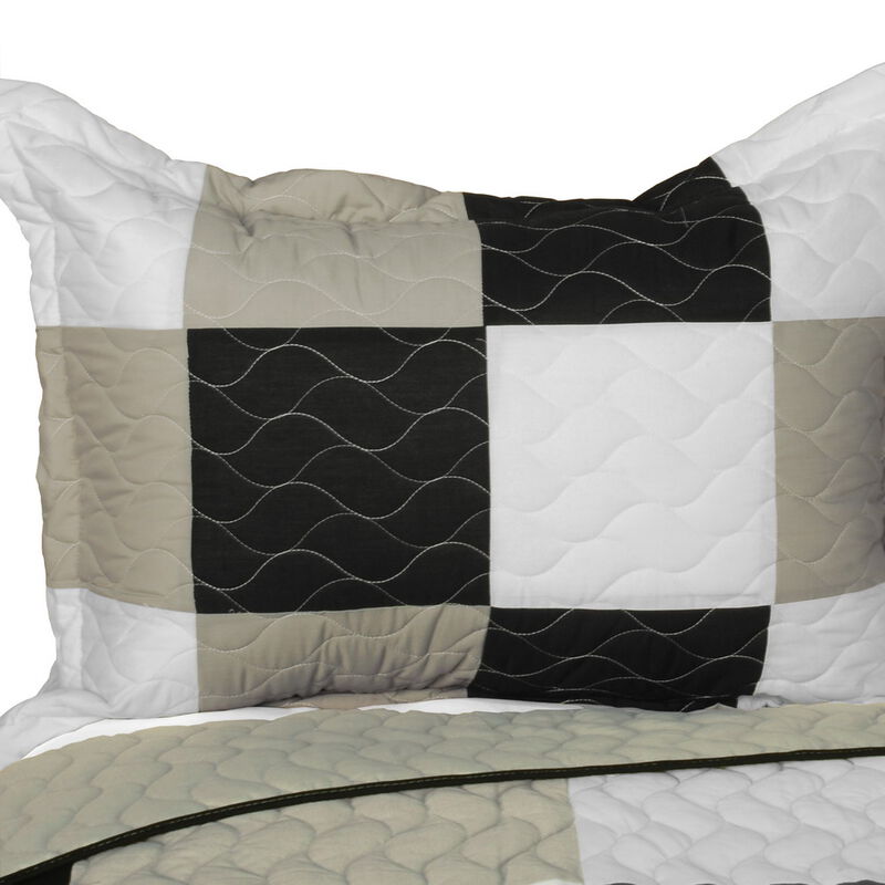 Patchwork Plaid Quilt Set Queen Size with Vermicelli Quilted Design-Grey image number 2