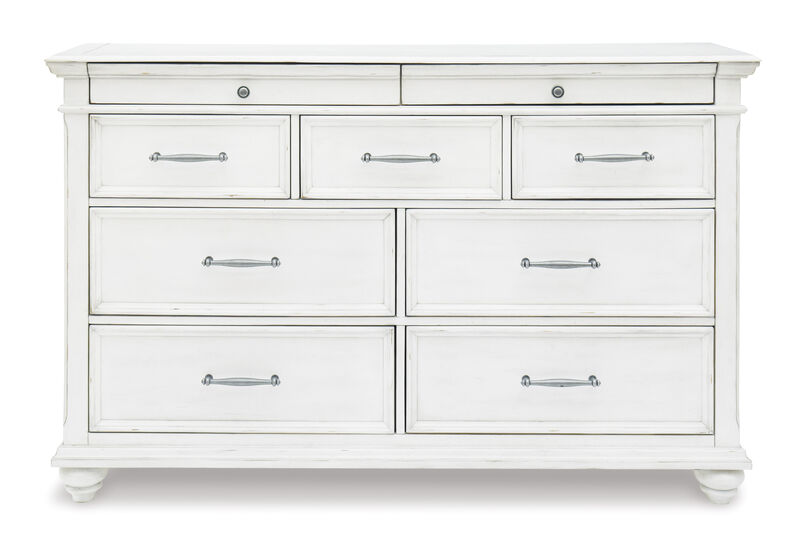 Kanwyn 9 Drawer Dresser image number 0