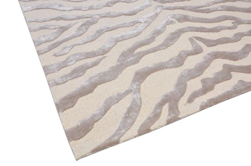 Edgy Hand-Tufted Area Rug image number 3