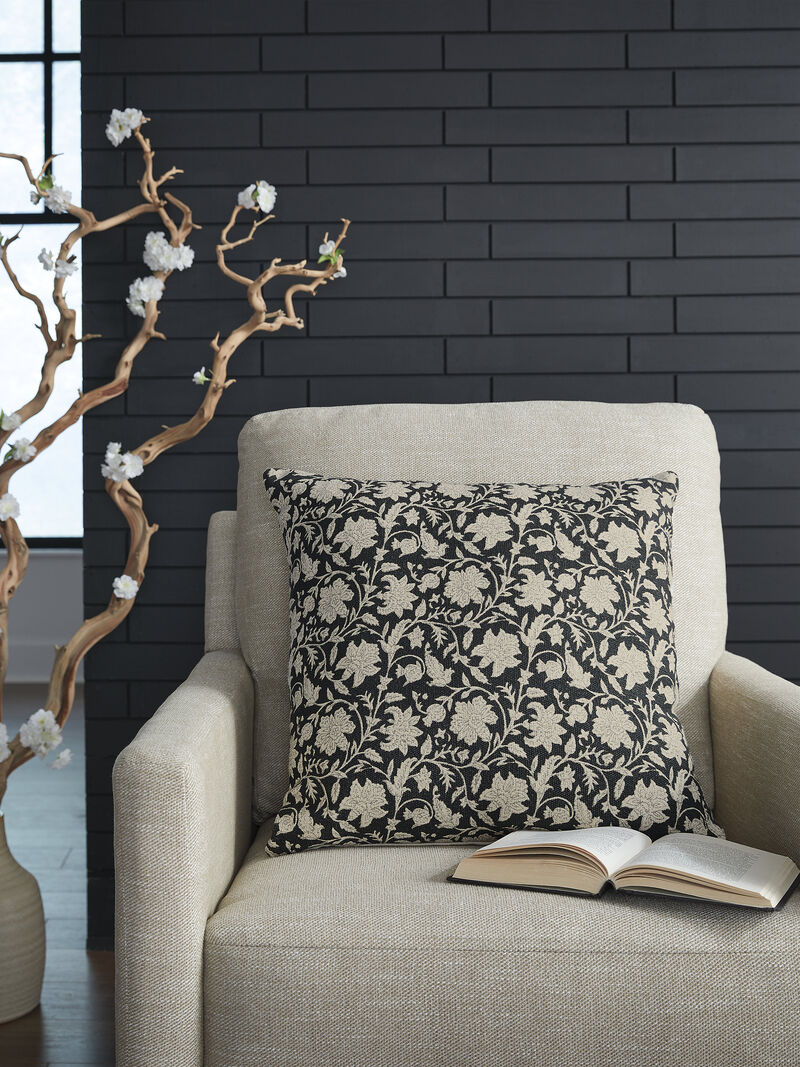 Alanderson Pillow (Set of 4) image number 1