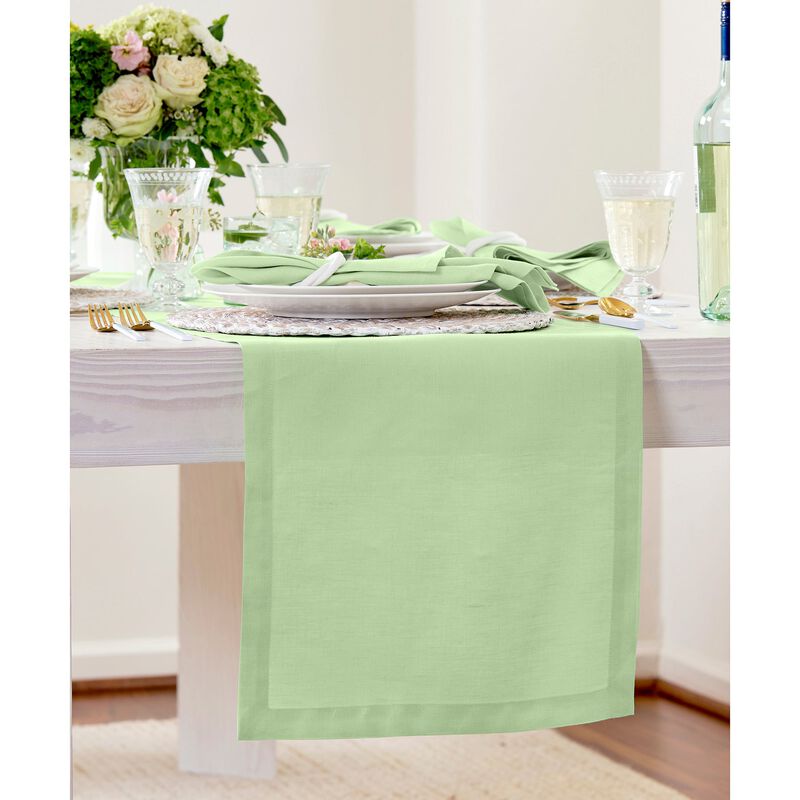 Solino Home Fete 100% Linen Table Runner &ndash; Handcrafted, Machine Washable, Perfect for Holiday and Everyday Dining