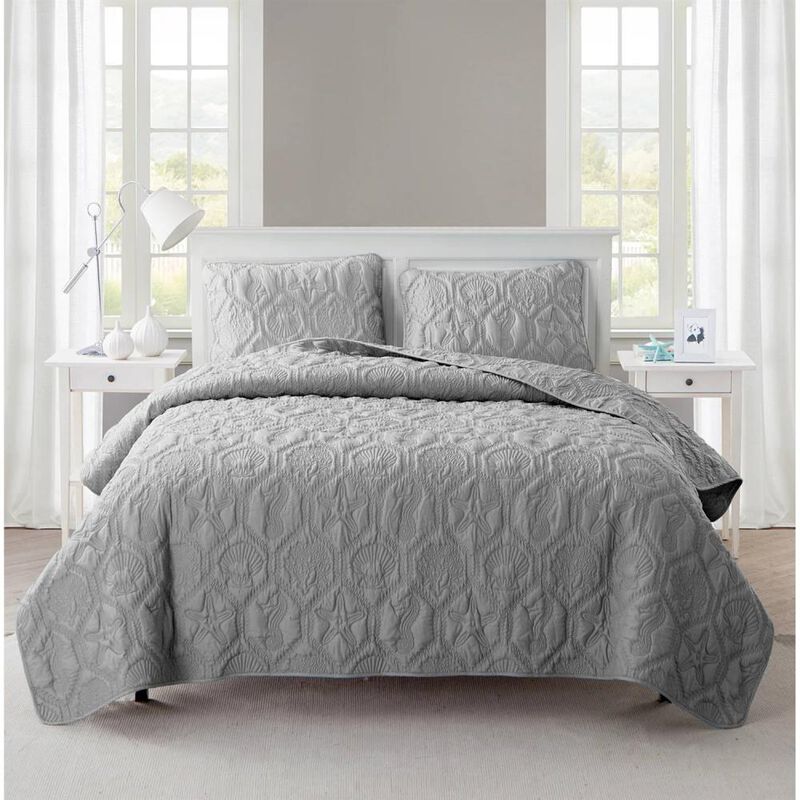 Hivvago King Coastal Beach Embossed Starfish Seashell Seahorse Grey 3-Piece Quilt Set