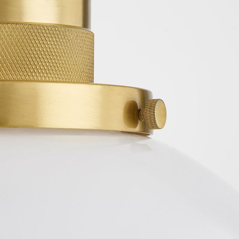 Beverly Pendant image number 1