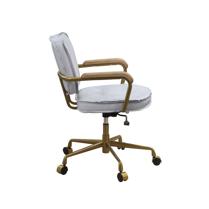 Seicross Office Chair in Vintage White Top Grain Leather