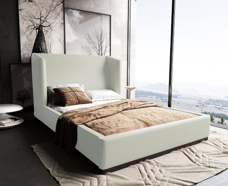 Lenyx Cream Queen Bed