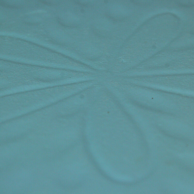 Set of 2 Wooden Sand Dollar Wall Hangings &ndash; Coastal Blue and White Decorations image number 3