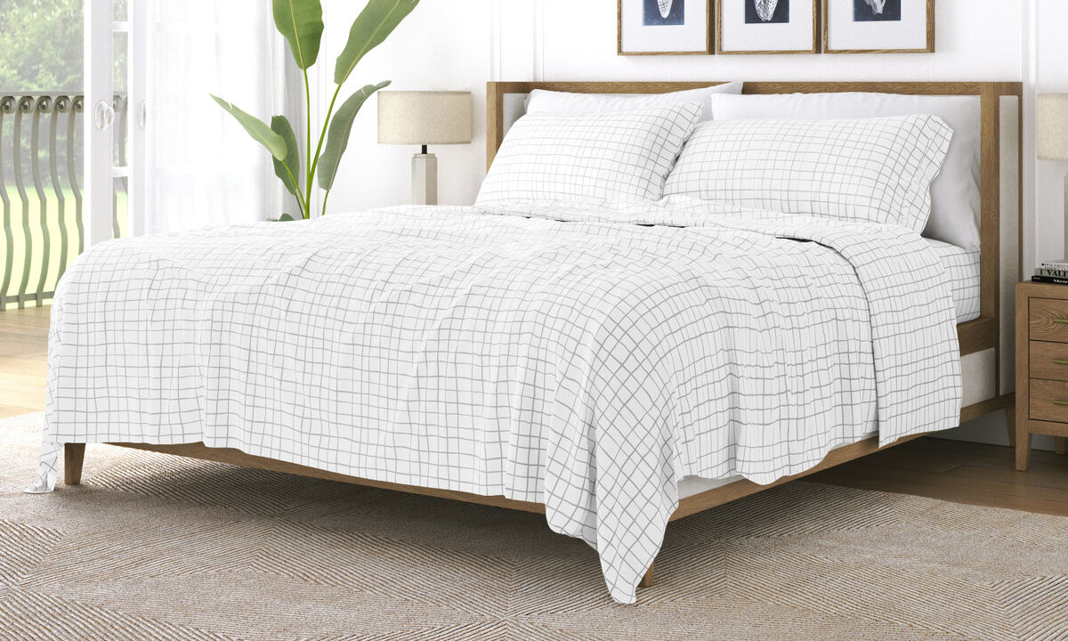 Dots & Stripes Prints Soft Bed Sheet Set