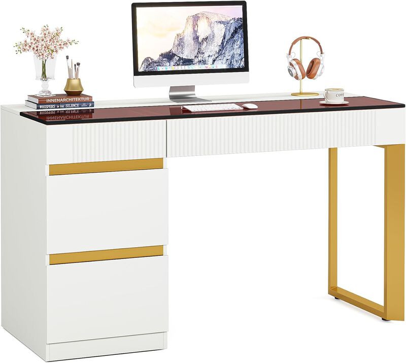 Ergonomic Computer Desk with Spacious Work Surface for Productivity