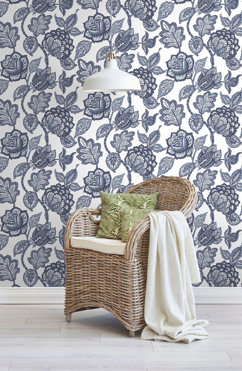 White & Blue Midsummer Jacobean Wallpaper image number 2
