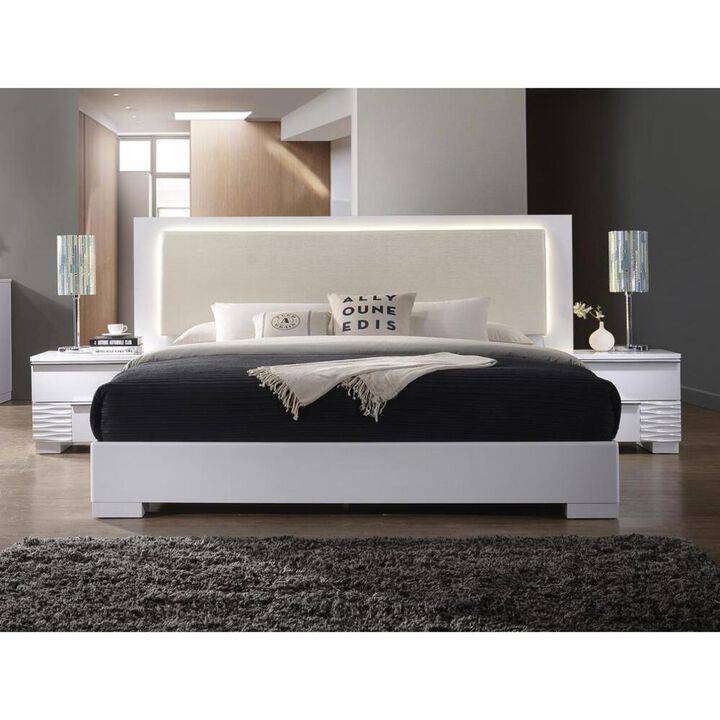Best Master Furniture Best Master Athens Queen Platform Bed with LED Lighting in White Lacquer