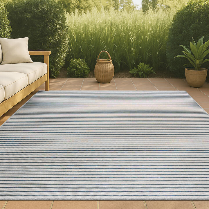 Classic Coastal Pinstripe Reversible Machine-Washable Indoor/Outdoor Area Rug
