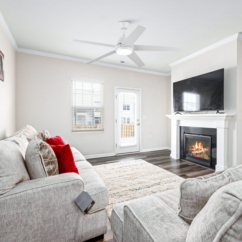 52-inch Modern White 3CCT Dimmable LED Ceiling Fan with Light and Remote image number 3