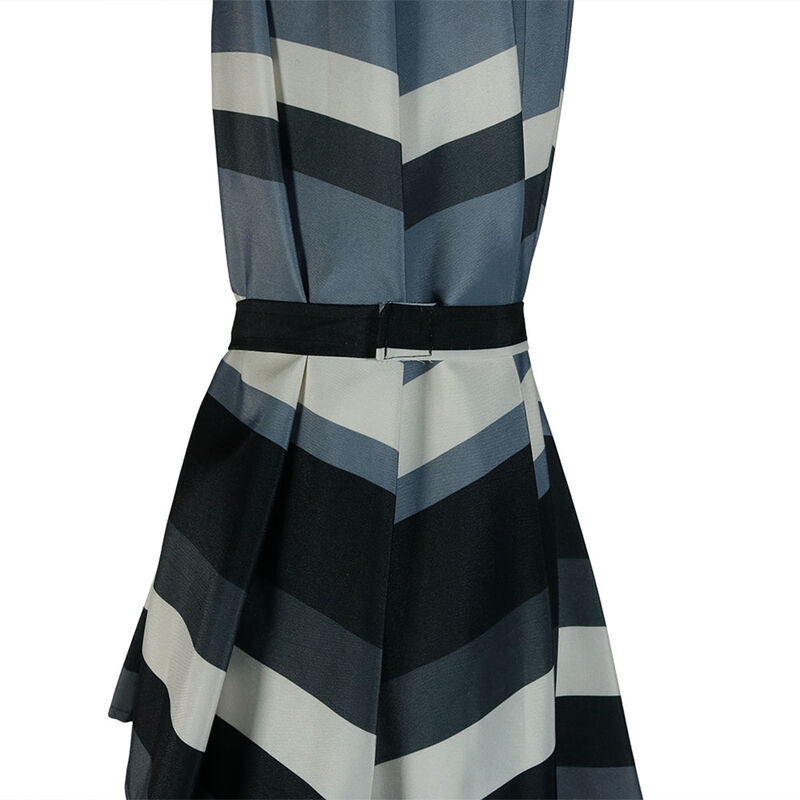 Sunnydaze 9 ft Aluminum Patio Umbrella with Tilt and Crank