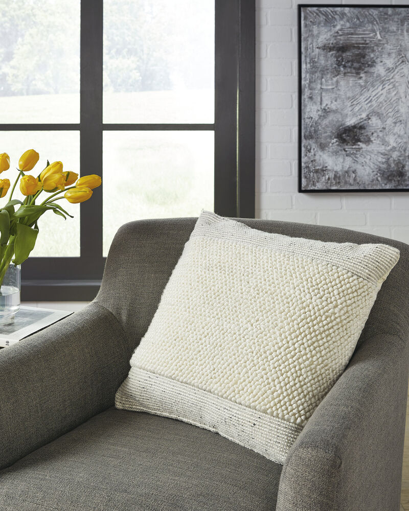 Rowcher Pillow image number 1