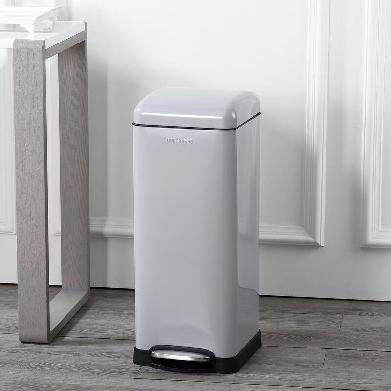 Betty Retro 8-Gallon Step-Open Trash Can