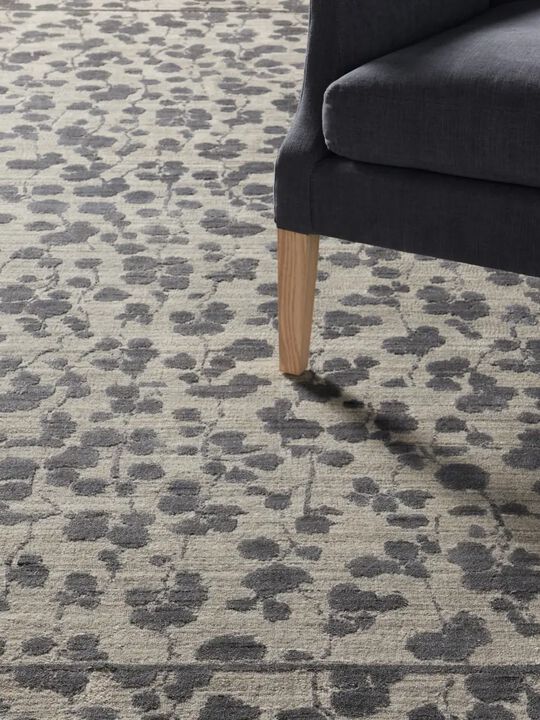 Poetry By Pollack Blossom Gray 6' x 9' Rug