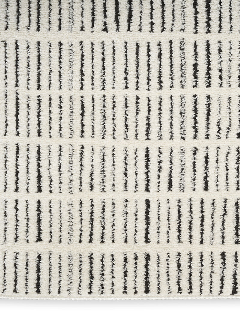 Modern Comfort MNC03 Ivory/Black 2'2" x 10' Rug