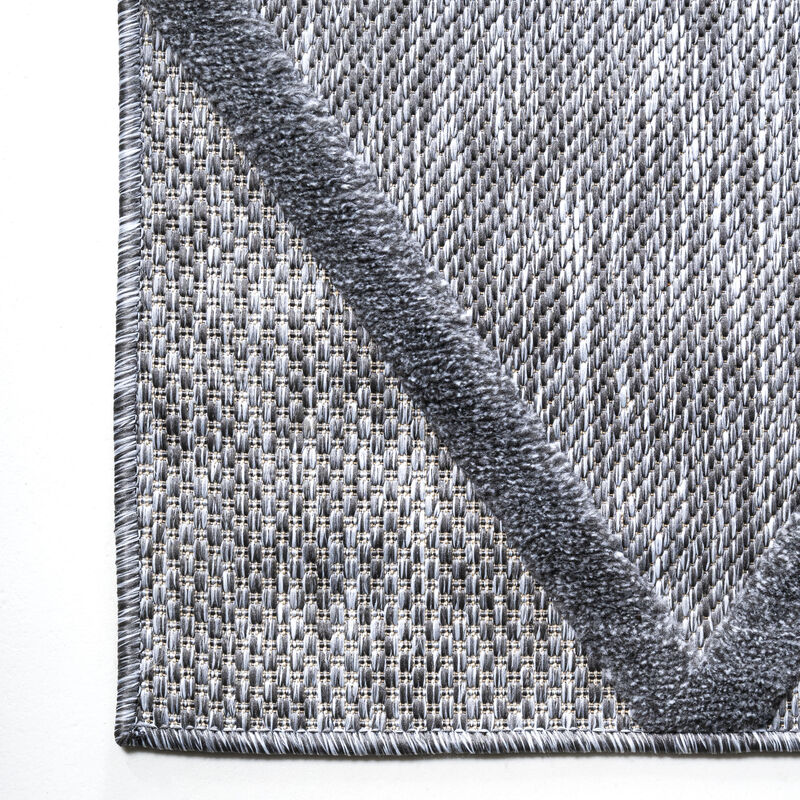 Salines Diamond Trellis Indoor/Outdoor Area Rug