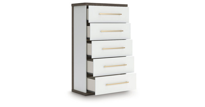 Mazilar Chest of Drawers image number 4