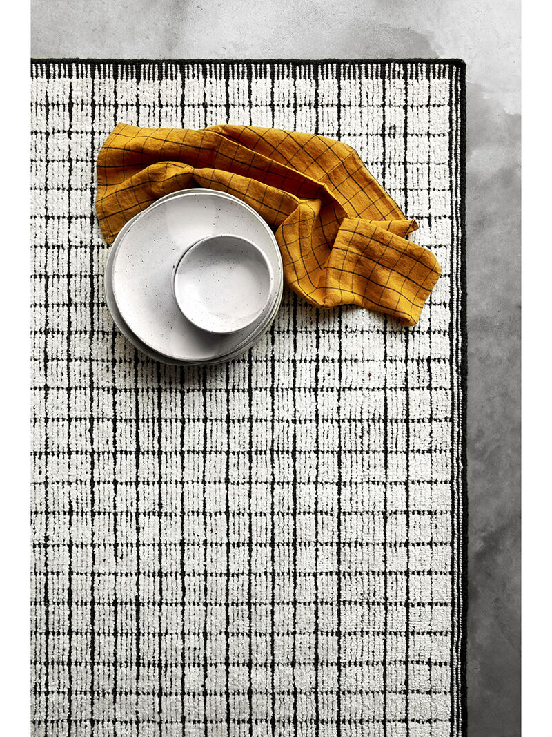 Beverly BEV01 Ivory/Black 5'6" x 8'6" Rug