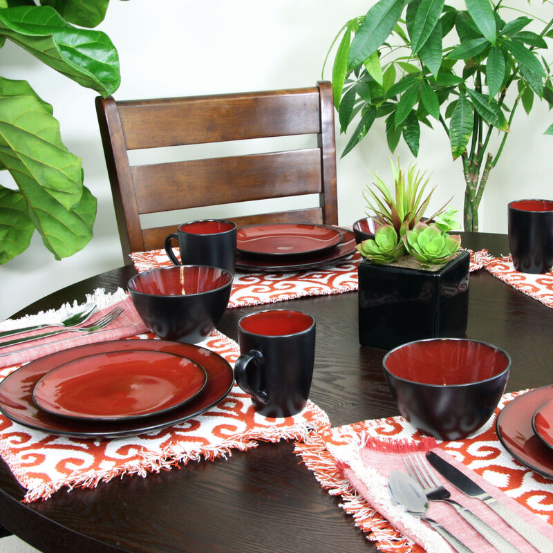 Gibson Soho Lounge Round 16-Piece Dinnerware Set, Burgundy