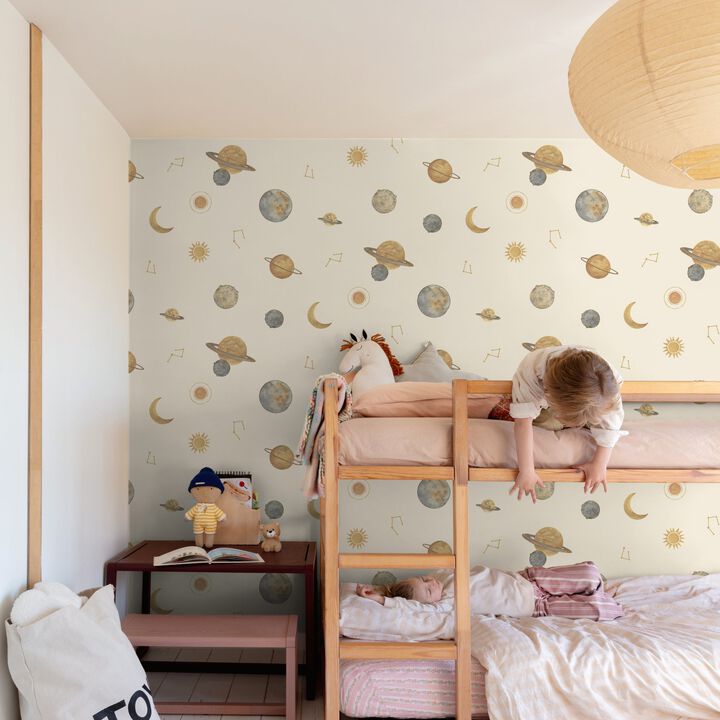 Little Dreamers Photographic All-over Print Beige Wallpaper GDLD3519