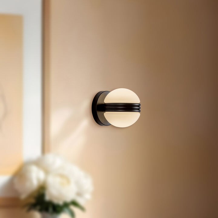 Selene 5-in Damp-Rated Dimmable LED Wall Sconce