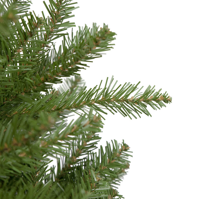 Rockwood Pine Artificial Christmas Wreath  48-Inch  Unlit