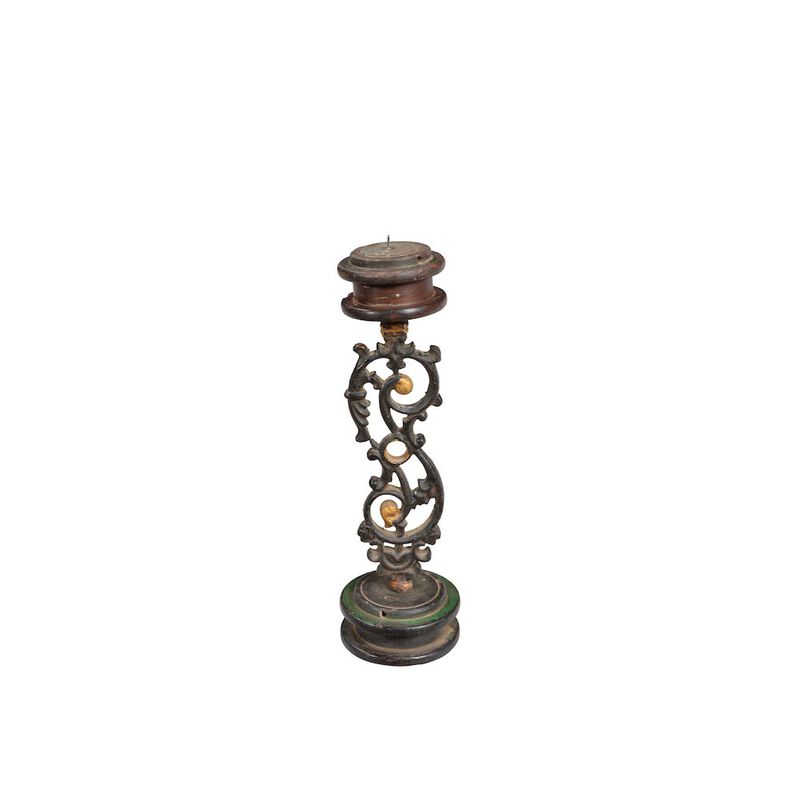 Taran Designs Metal Candle Stand